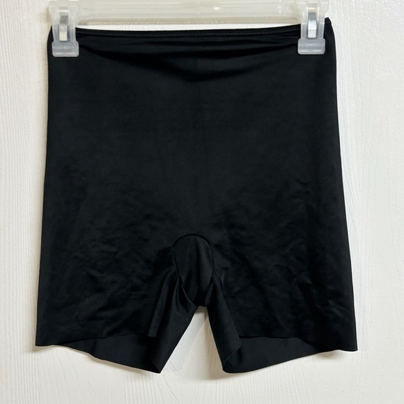 SPANX Other - Spanx High Waist Shapewear Size M Black